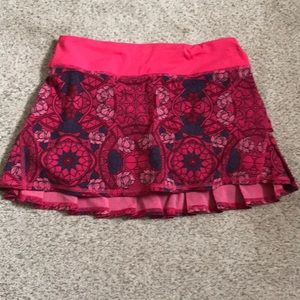LULULEMON STATEMENT TENNIS/ RUNNING SKORT